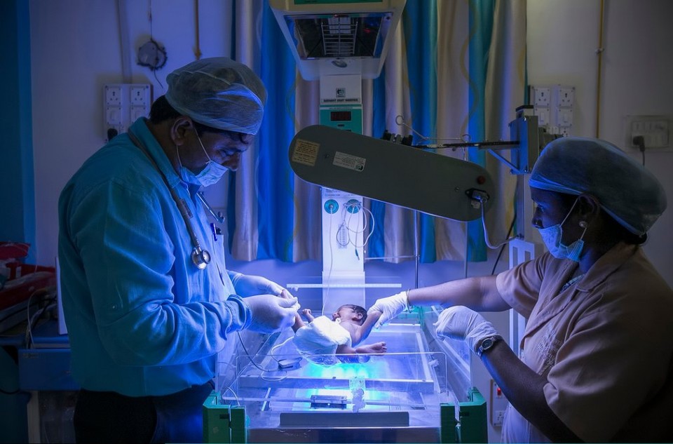 bac si nguoi an tim cach thay doi dinh kien ve nu gioi