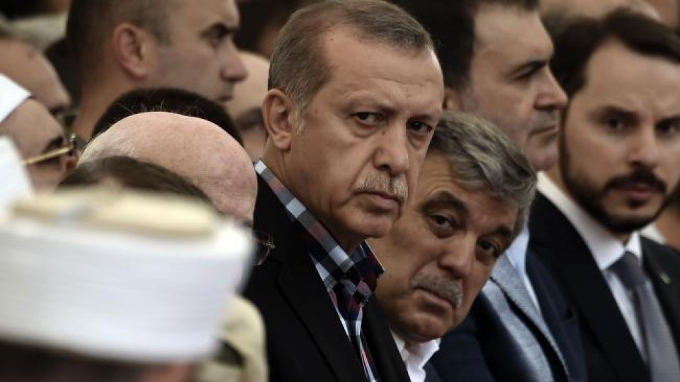 tho nhi ky bat dau mot thoi ky ngoai giao moi