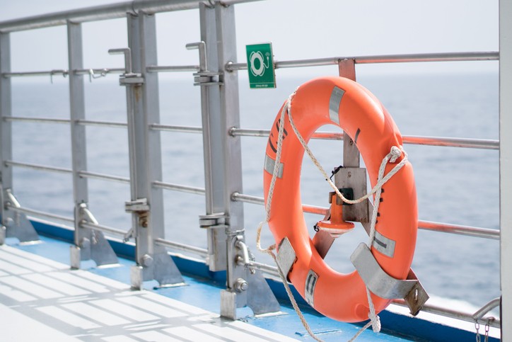 Hải quân Tunisia đã giải cứu 84 người di cư và 43 người khác bị chết đuối khi đang trên đường tới châu Âu. (Ảnh minh họa - Nguồn: The Trinune)