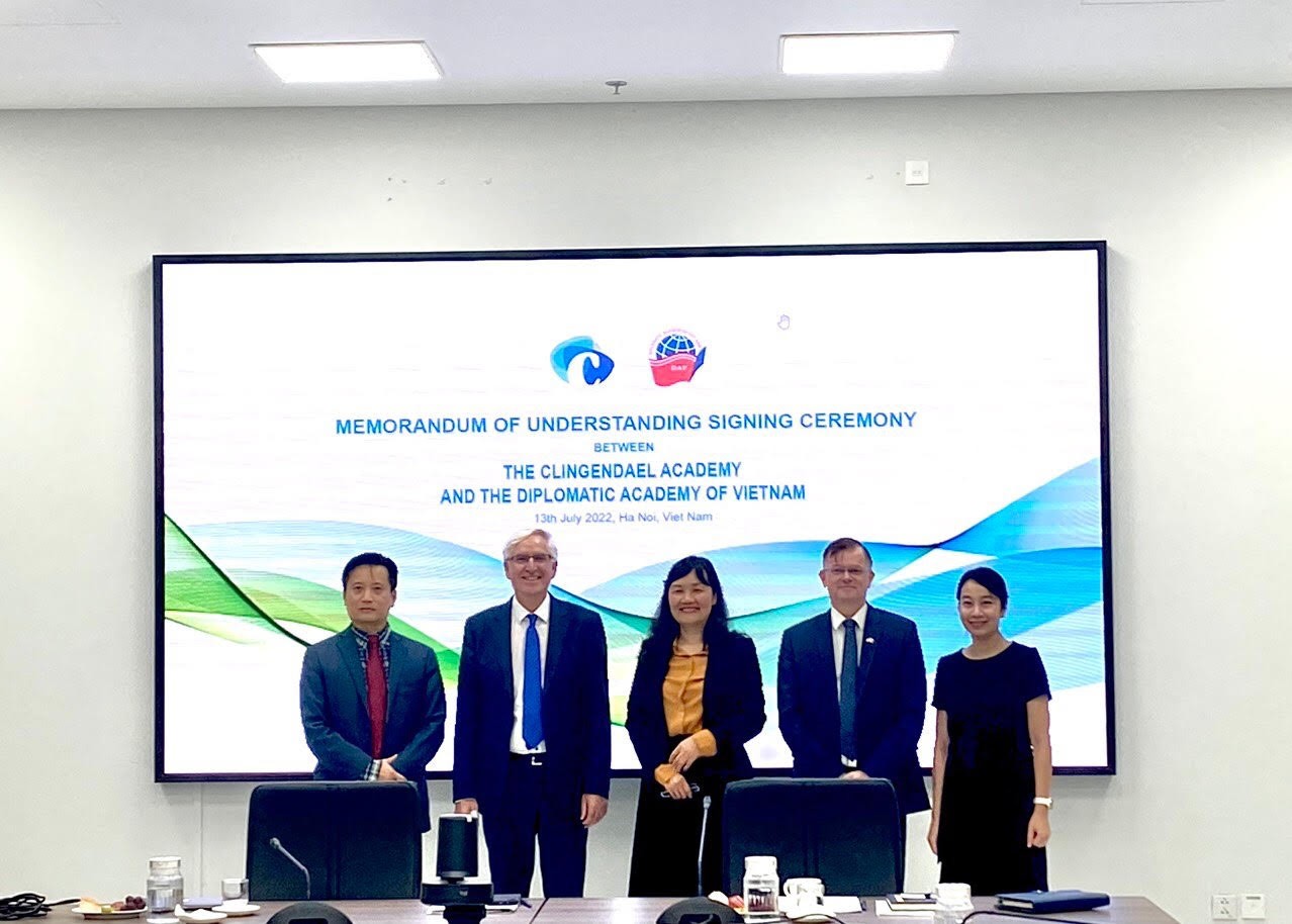 Học viện Ngoại giao và Học viện Clingendael hợp tác đào tạo chuyên gia luật biển quốc tế Học viện Ngoại giao và Học viện Clingendael hợp tác đào tạo chuyên gia luật biển quốc tế