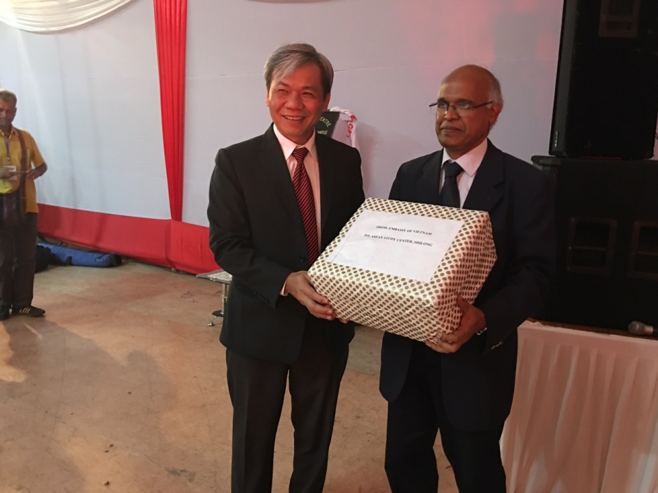 Ra mắt Trung tâm Nghiên cứu ASEAN tại Shillong ra mat trung tam nghien cuu asean tai shillong