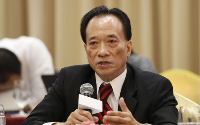 Chuyên gia kinh tế Nguyễn Trí Hiếu cho Dịch Covid-19 bùng phát lần thứ 4 đang ảnh hưởng nặng nề đến các doanh nghiệp. rằng Chuyên gia kinh tế Nguyễn Trí Hiếu cho Dịch Covid-19 bùng phát lần thứ 4 đang ảnh hưởng nặng nề đến các doanh nghiệp. rằng