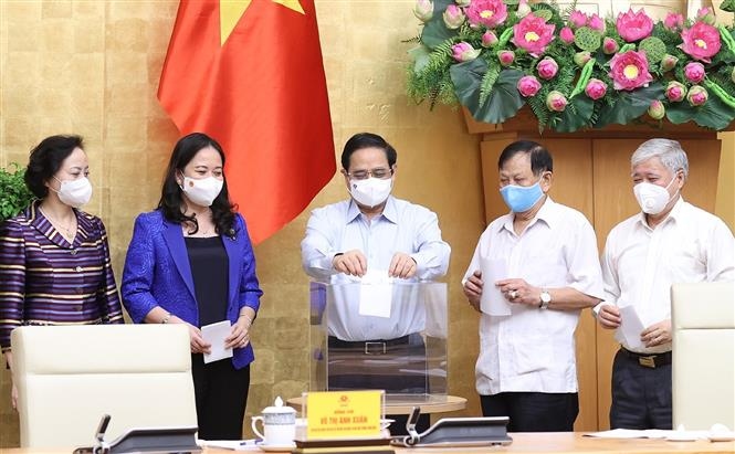 ‘Cả nước đoàn kết, chung sức, đồng lòng thi đua phòng, chống và chiến thắng đại dịch Covid-19’