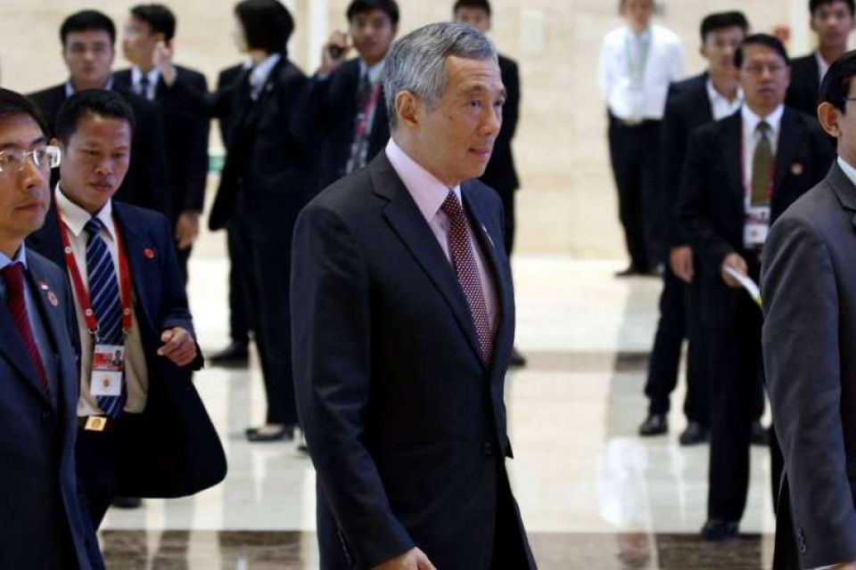 tim kiem hoa binh o chau a va bien dong