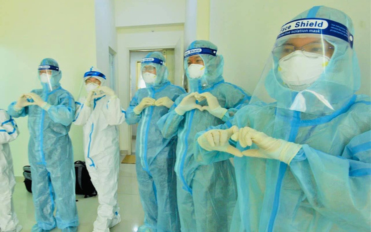 Các nhân viên y tế trên tuyến đầu chống Covid-19. (Nguồn: SK&ĐS)