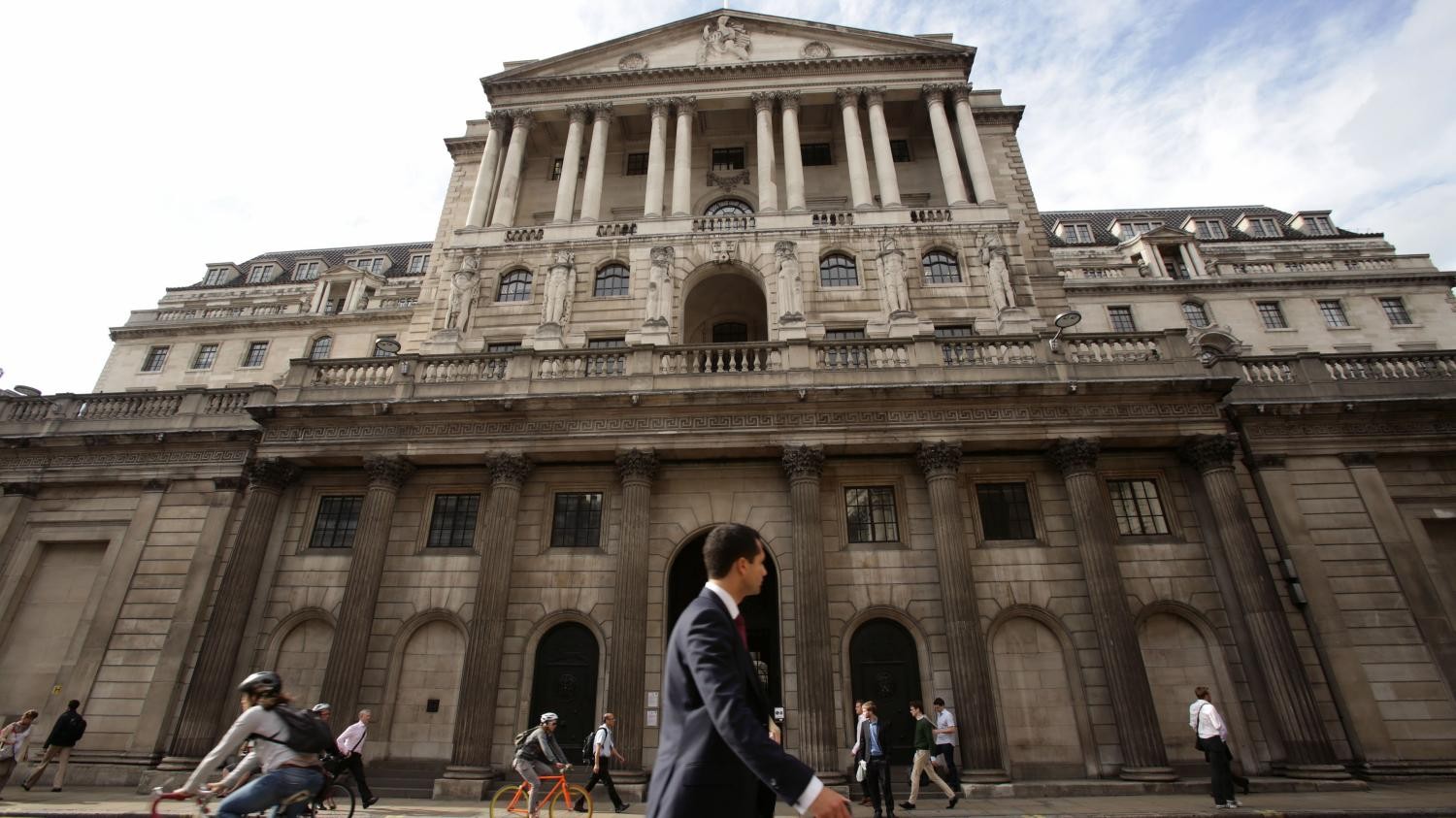 Anh thí điểm làm việc 4 ngày trong tuần, nhiều người thấy hạnh phúc hơn. (Nguồn: thetimes)