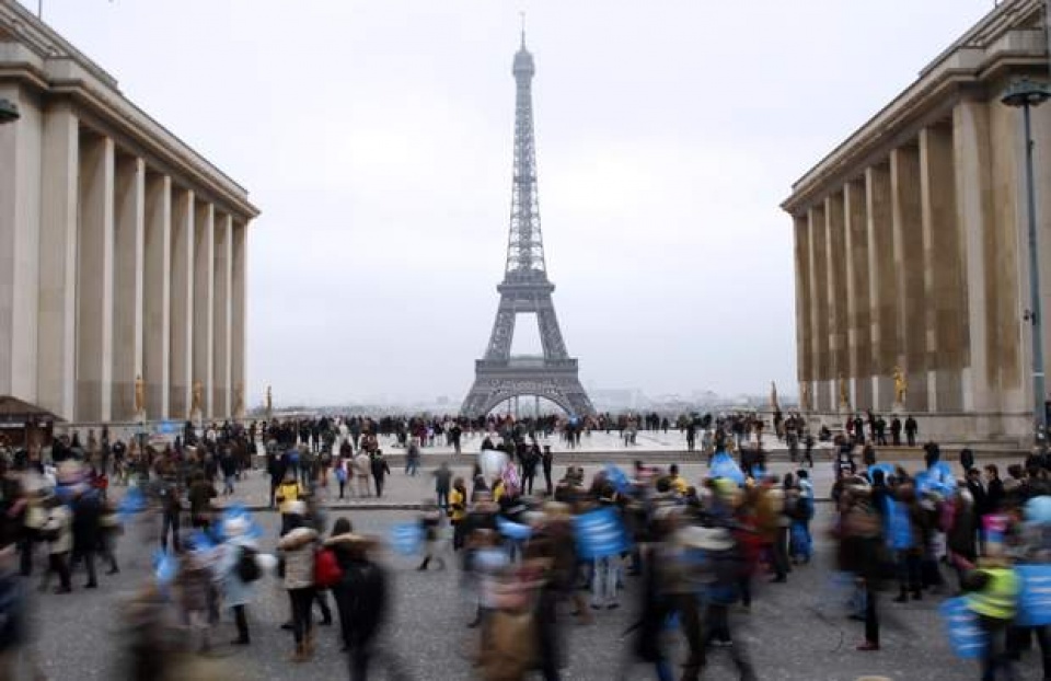 phap dung dau cac nuoc phat trien ve muc chi cho chinh sach xa hoi