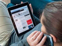 Anh: Báo in “đoàn kết” chống giảm doanh thu