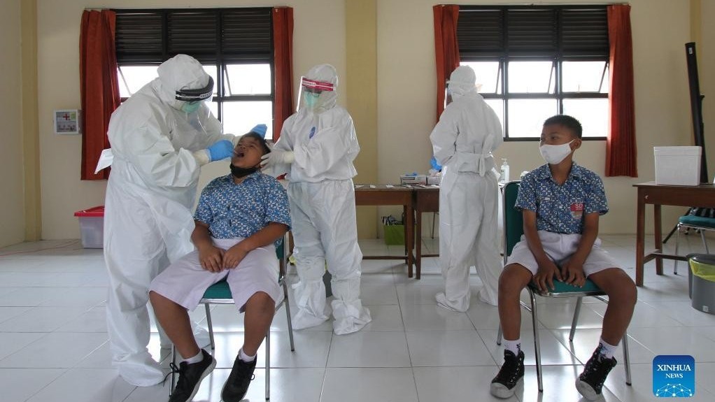 chien luoc 6 buoc cua indonesia ngan chan lan song covid19