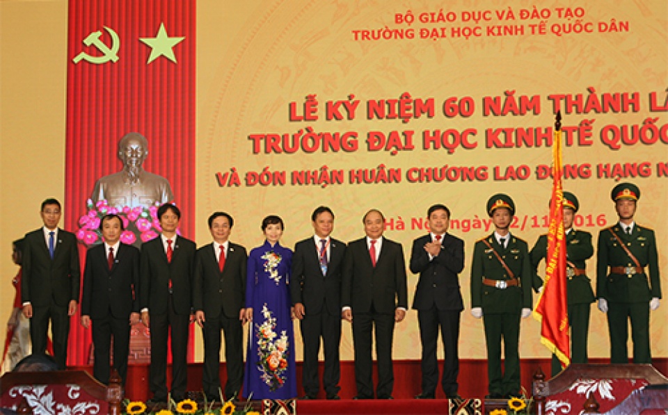 thu tuong nguyen xuan phuc cac truong dh phai chu dong vuon len voi tinh than quyet tam dot pha