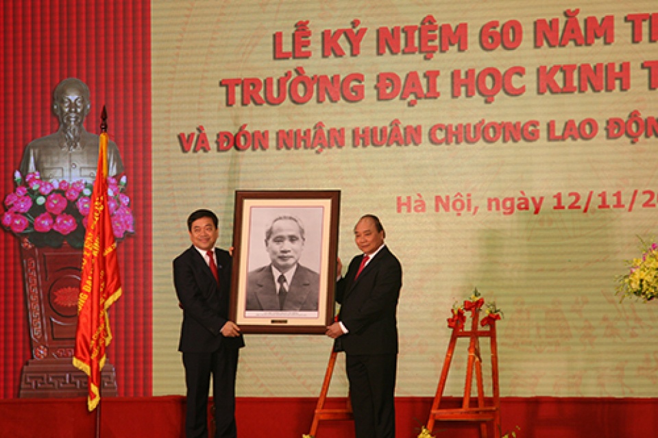 thu tuong nguyen xuan phuc cac truong dh phai chu dong vuon len voi tinh than quyet tam dot pha
