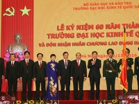 tap trung xay dung moi truong van hoa giao duc lanh manh