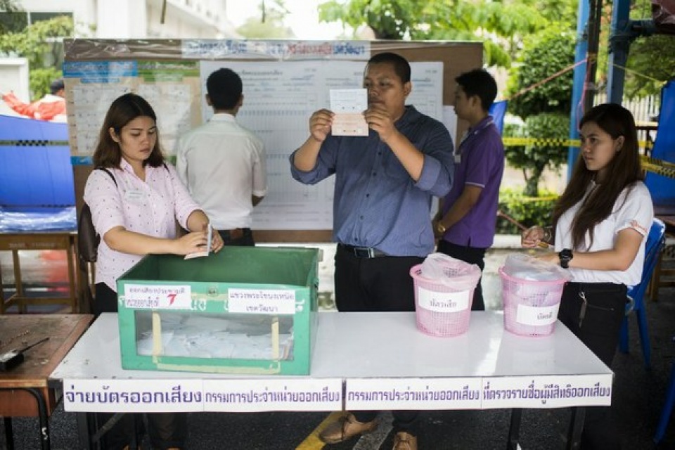 thai lan thoi ky em a truoc bau cu