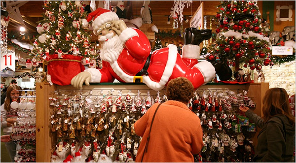 kham pha cua hang do giang sinh lon nhat the gioi