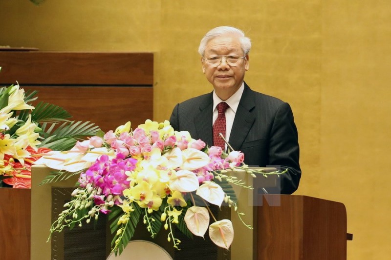 70 nam khong ngung lon manh