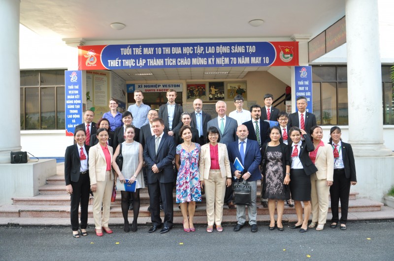 tong cong ty may 10 bay thap ky khang dinh thuong hieu