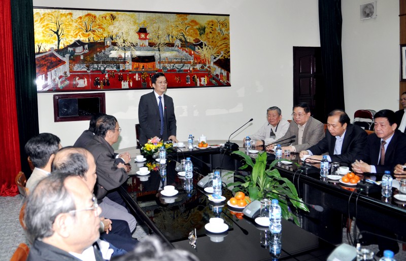 tran tro ng ton vinh do ng go p cu a ca c ca n bo huu tri