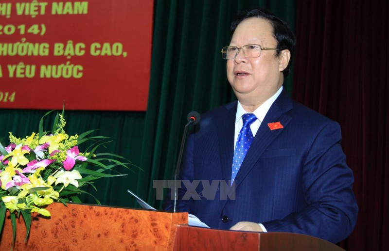 doi ngoai nhan dan gop phan vao thanh tuu chung cua dat nuoc