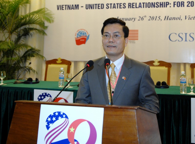 viet my cung co diem dong thu hep khac biet