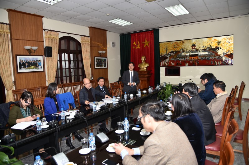 le trao quyet dinh cho cong tac vien bien phien dich 2016 2017