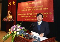 bo ngoai giao gap mat mung tho mung xuan can bo huu tri