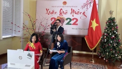 Xuân Quê hương 2022 trực tuyến với kiều bào tại Italy và Cyprus: Lan tỏa văn hóa và tài năng Việt