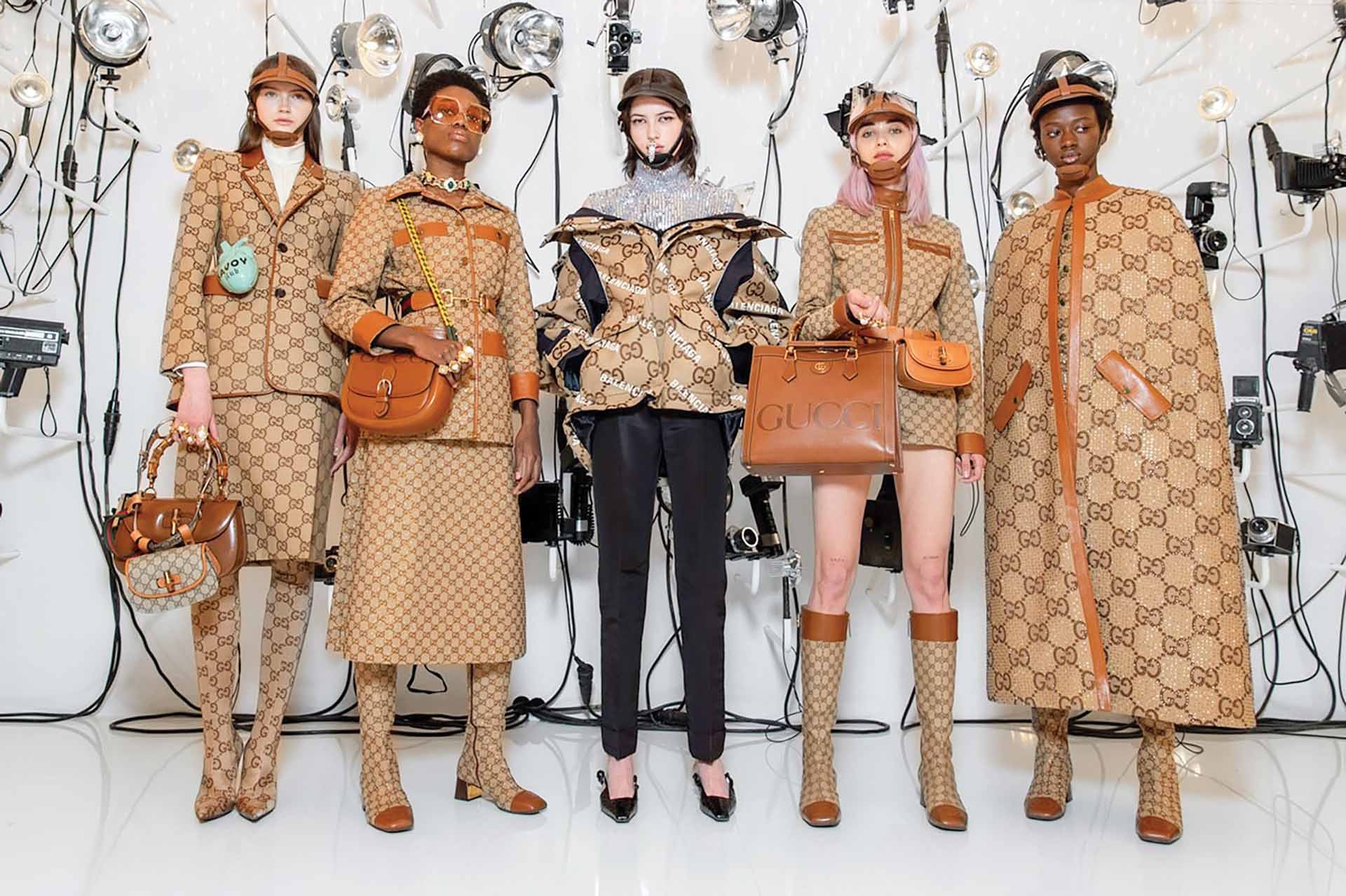 Bộ sưu tập kết hợp giữa hãng thời trang Gucci và Balenciaga. (Nguồn: Gucci)