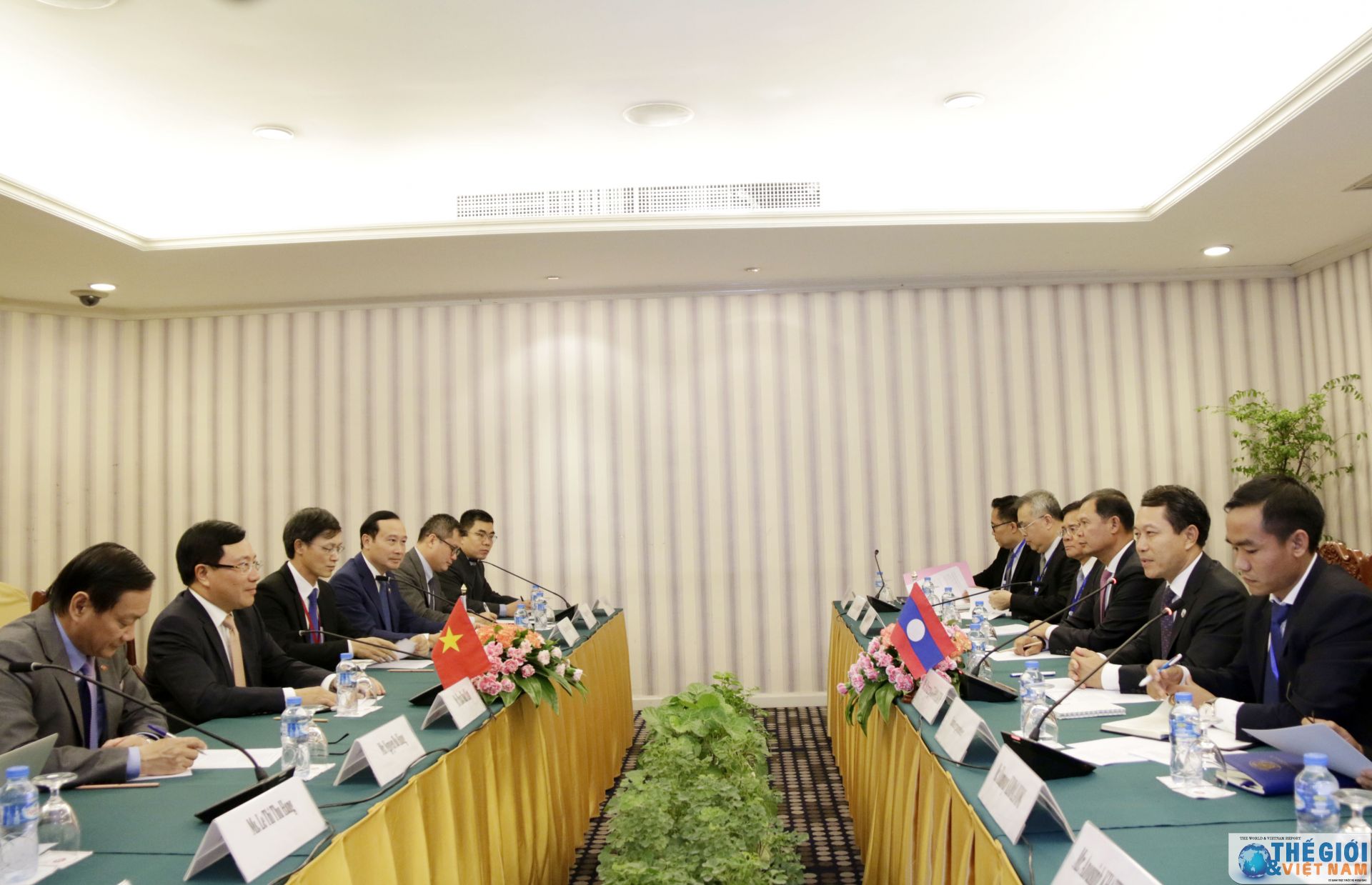 pho thu tuong pham binh minh gap song phuong voi bo truong ngoai giao lao