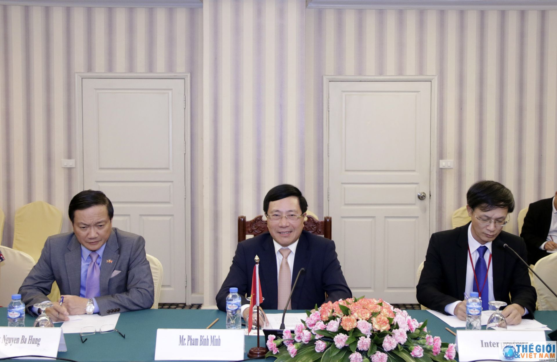 pho thu tuong pham binh minh gap song phuong voi bo truong ngoai giao lao