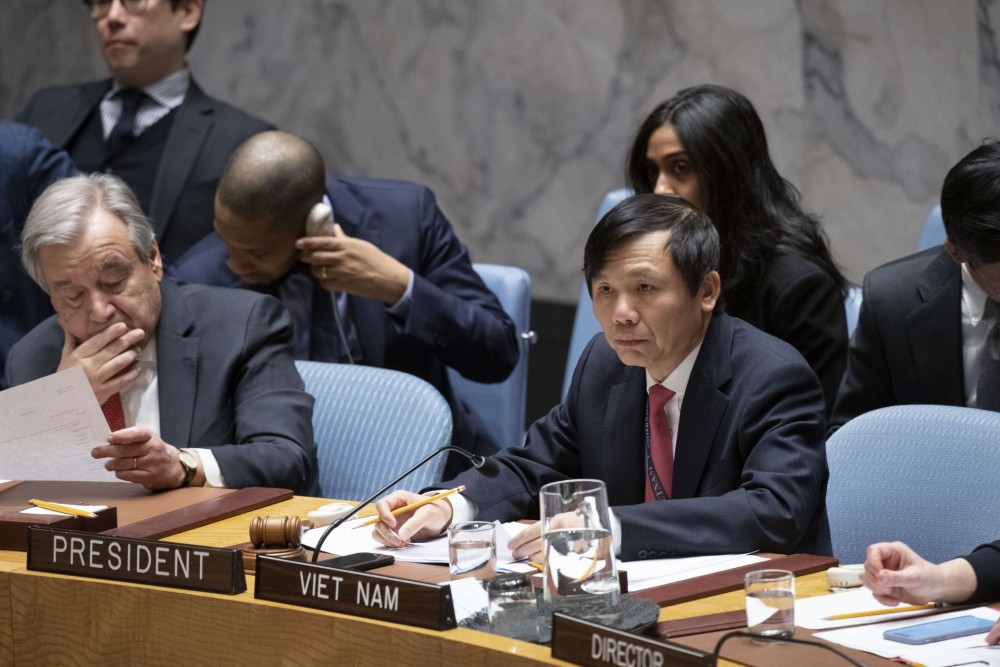 Đại sứ Đặng Đình Quý chủ trì phiên thảo luận về quan hệ hợp tác giữa LHQ và ASEAN trong duy trì hòa bình và an ninh quốc tế, tháng 1/2020. (Nguồn: UN)