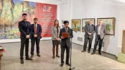 Triển lãm tranh kỷ niệm 30 năm thiết lập quan hệ ngoại giao Việt Nam-Ukraine
