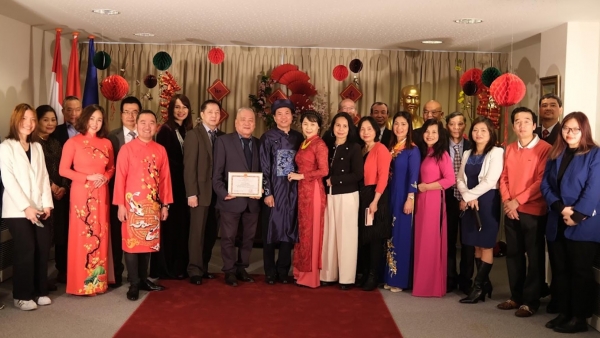 Ấm áp và đậm đà truyền thống dân tộc tại Xuân Quê hương 2022 ở Hà Lan