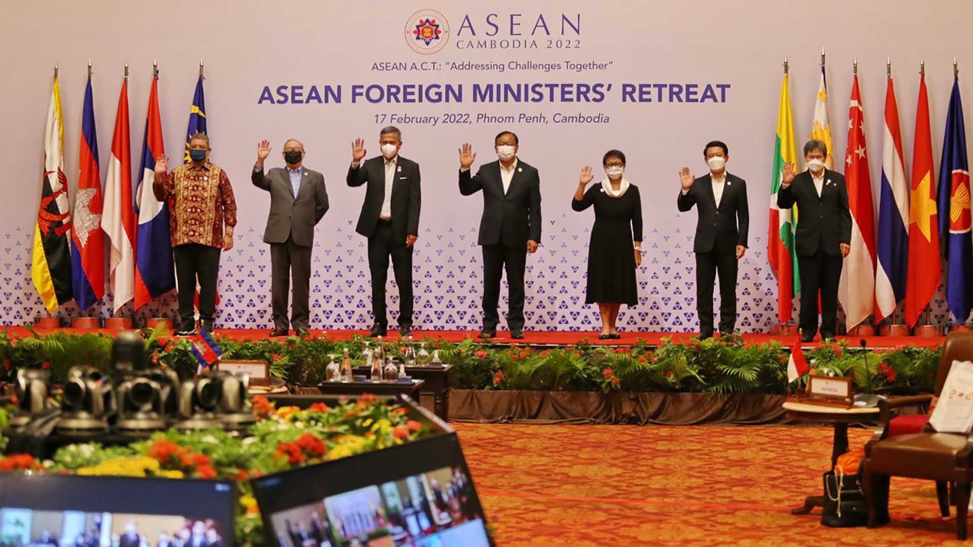 Hội nghị hẹp Bộ trưởng Ngoại giao ASEAN tại Campuchia