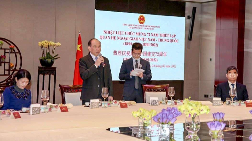 Kỷ niệm 72 năm ngày thiết lập quan hệ ngoại giao Việt Nam-Trung Quốc