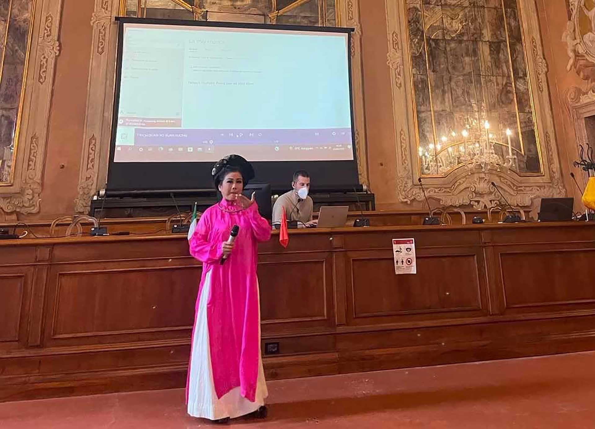 Dạy và học tiếng Việt qua nghệ thuật truyền thống tại Italy