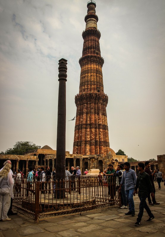 qutb minar linh thieng thap co