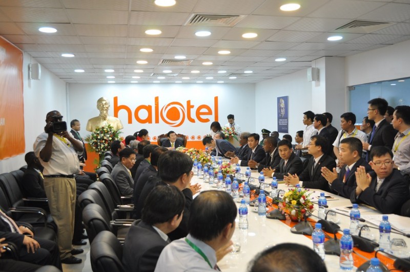 chu ti ch nuo c tham tru so cong ty halotel