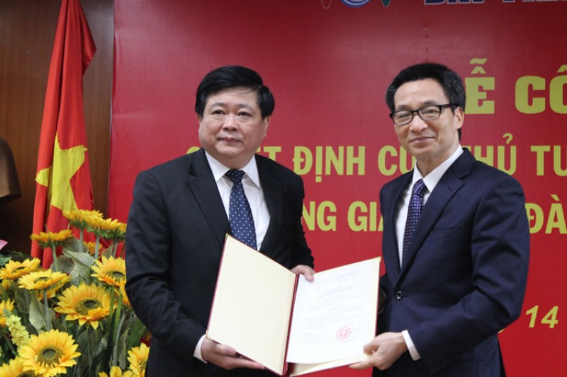 trao quyet dinh bo nhiem tong giam doc dai tieng noi viet nam