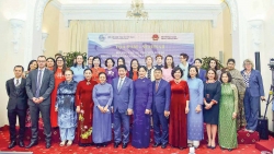 Góp phần giúp phụ nữ Việt Nam ngày càng tiến bộ, bình đẳng