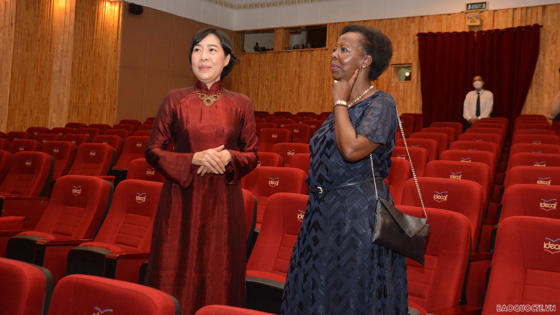 Tổng thư ký Tổ chức Quốc tế Pháp ngữ thăm IDECAF tại thành phố Hồ Chí Minh Tổng thư ký Tổ chức Quốc tế Pháp ngữ thăm IDECAF tại thành phố Hồ Chí Minh