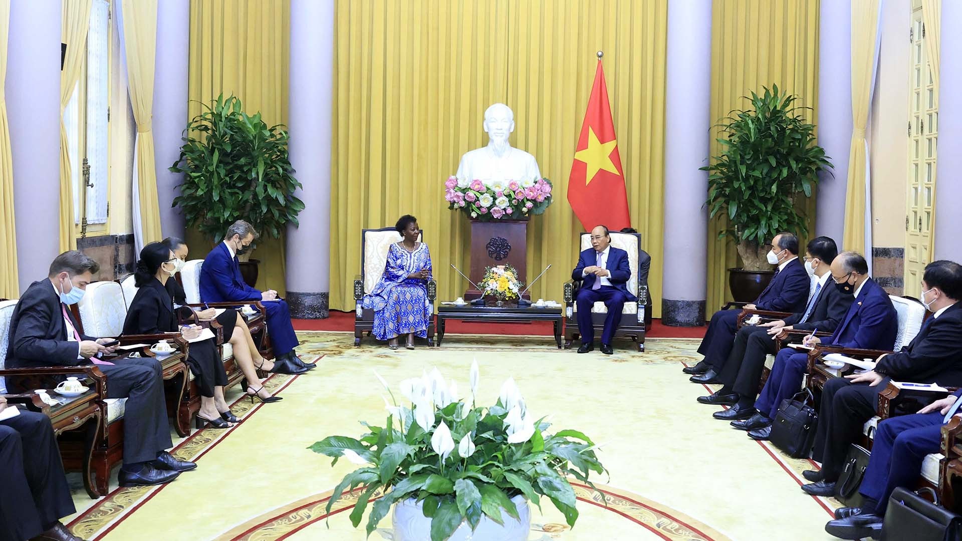 The President affirmed that Vietnam will continue to promote its role as an active and responsible member of the Francophonie.  (Source: VNA)