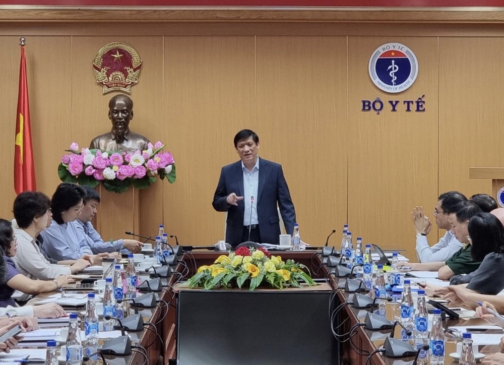 Bộ trưởng Bộ Y tế Nguyễn Thanh Long phát biểu. (Nguồn: TTXVN) Bộ trưởng Bộ Y tế Nguyễn Thanh Long phát biểu. (Nguồn: TTXVN)