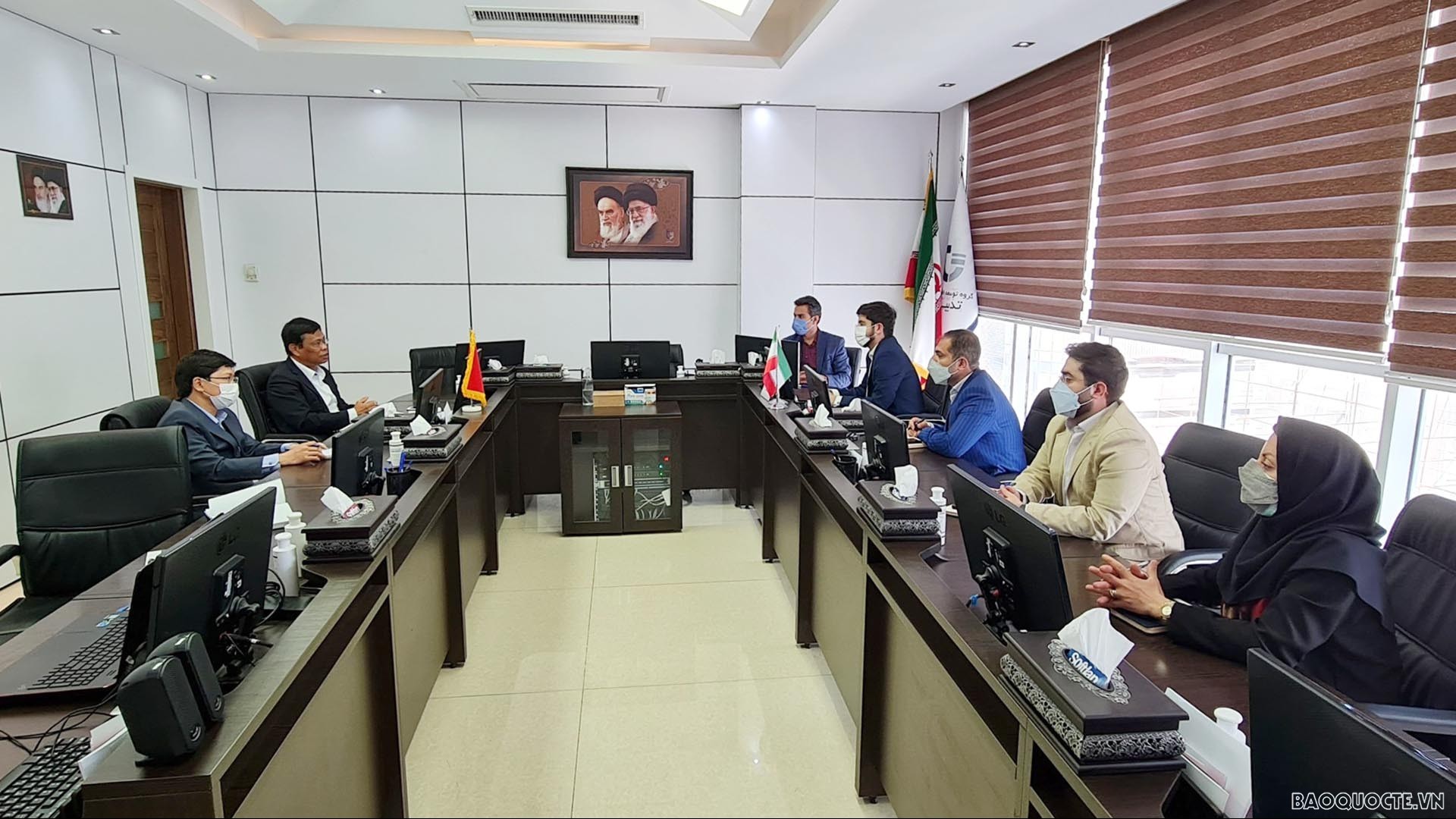 trao doi ve kha nang hop tac viet namiran trong linh vuc y te