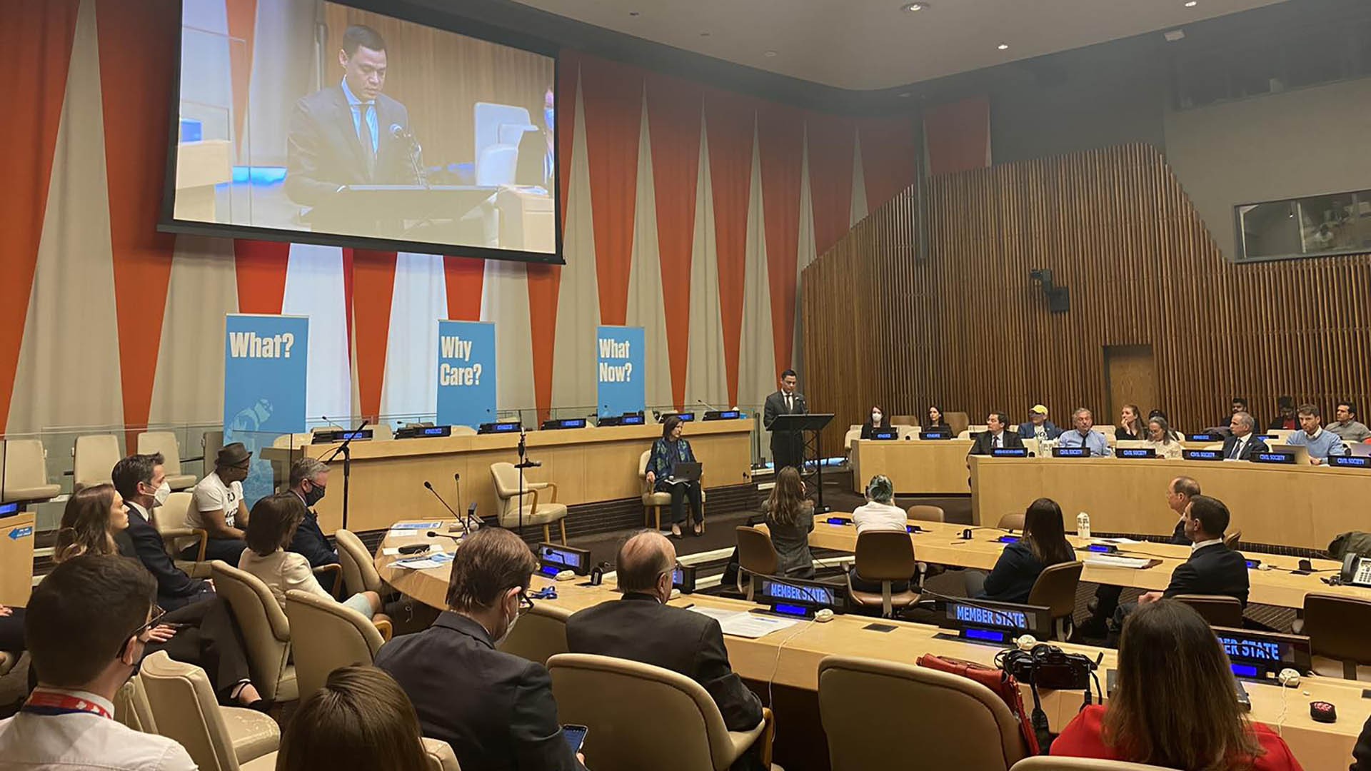 Hội thảo khai mạc Tuần lễ khắc phục hậu quả bom mìn tại New York. Hội thảo khai mạc Tuần lễ khắc phục hậu quả bom mìn tại New York.