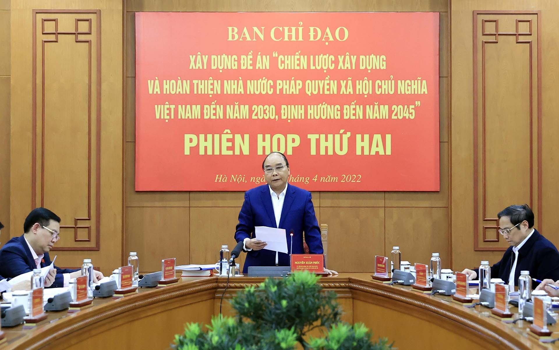 chu tich nuoc nguyen xuan phuc chu tri phien hop thu hai de an chien luoc xay dung nha nuoc phap quyen