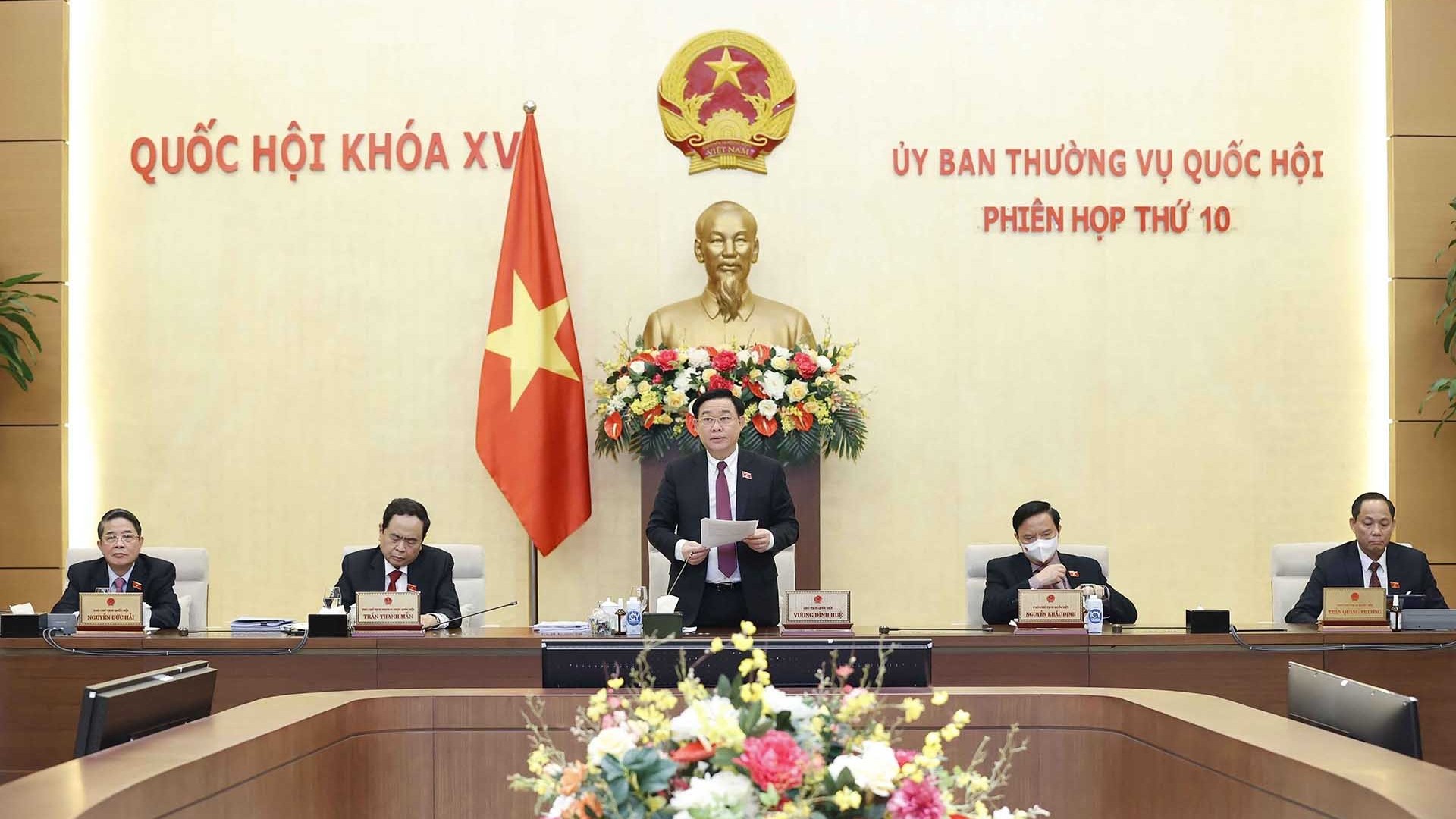 be mac phien hop thu 10 cua uy ban thuong vu quoc hoi