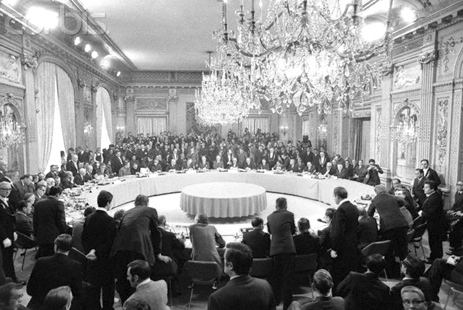 Toàn cảnh Hội nghị Paris về chấm dứt chiến tranh ở Việt Nam. (Ảnh tư liệu)
