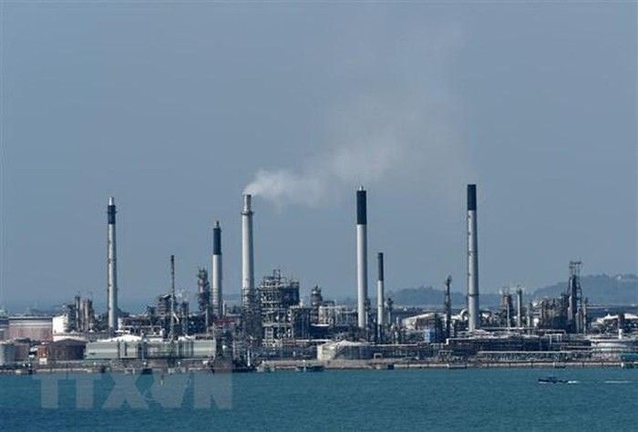 sau hai ngay tang liep tiep gia dau o chau a quay dau giam