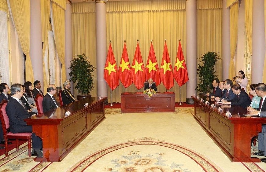 tong bi thu chu tich nuoc nguyen phu trong tiep dai su cac nuoc den trinh quoc thu