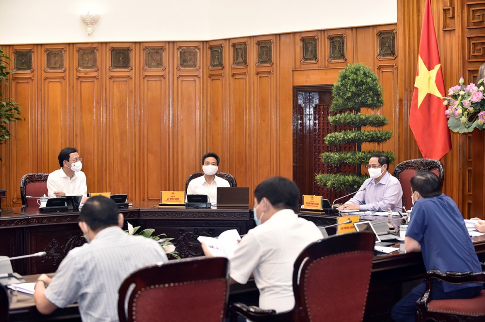 Thủ tướng Chính phủ Phạm Minh Chính làm việc với Bộ Thông tin và Truyền thông chiều ngày 11/5. (Nguồn: VGP)